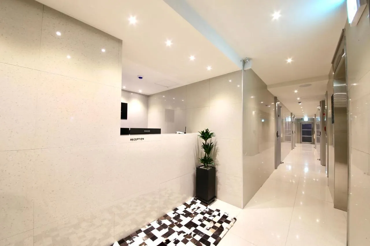 Tinto Hotel Busan 2*,  South Korea